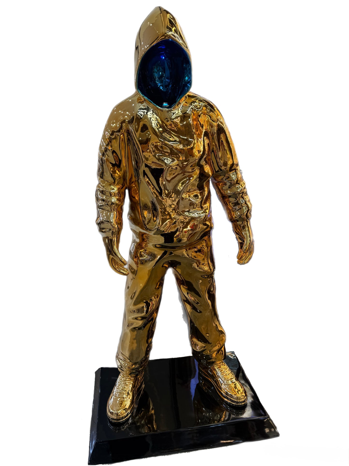 Luxury Astronaut Sculpture – Where Art Meets the Unknown