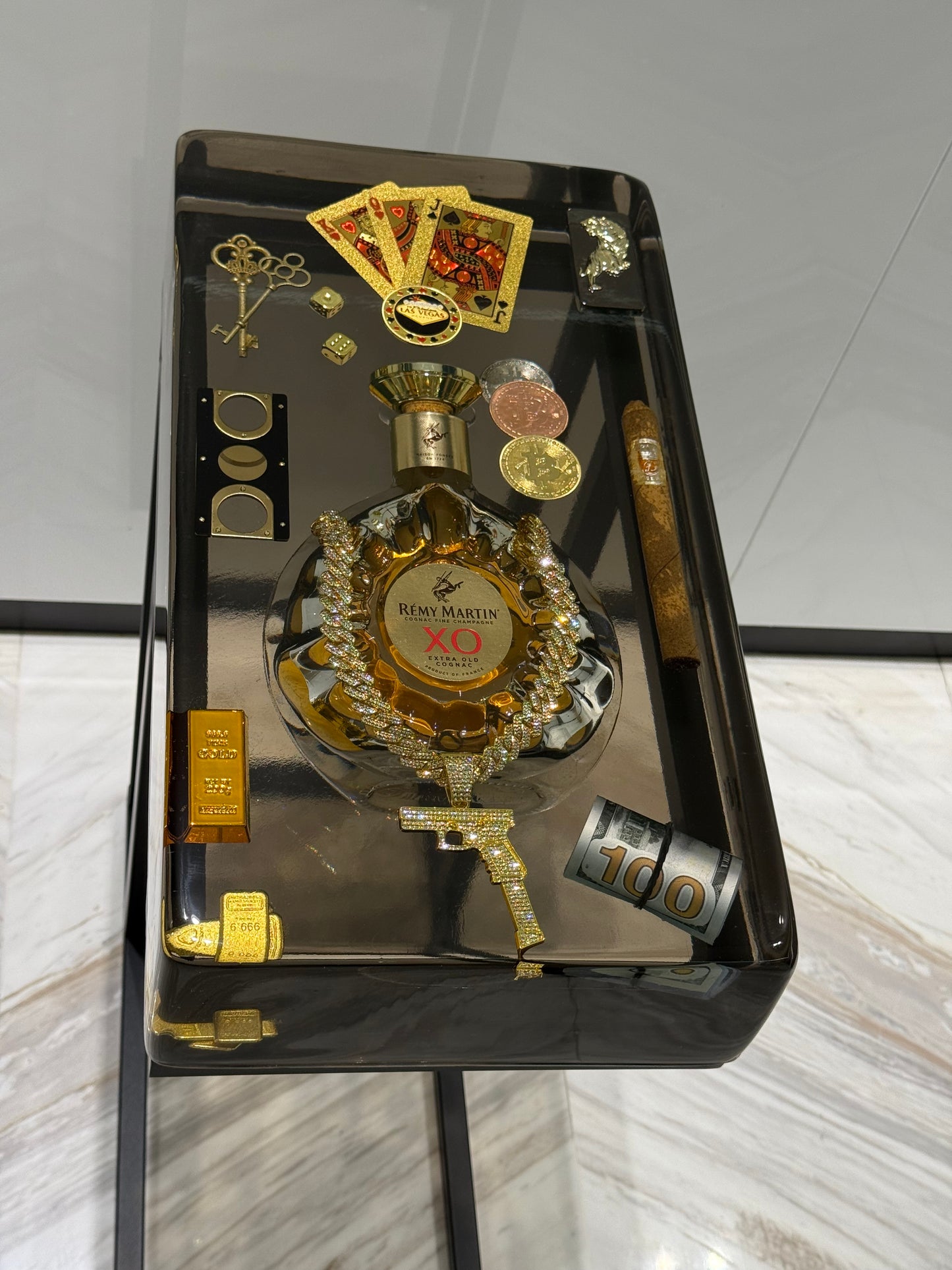 Remy Martin XO High Roller Edition Side Table – 1 of 1 -A Showcase of Prestige, Power & Pure Luxury