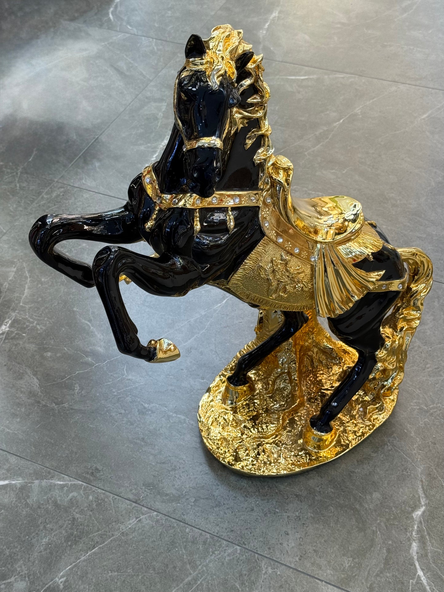 Black & Gold Horse Sculpture – A Symbol of Power, Prestige, and Victory