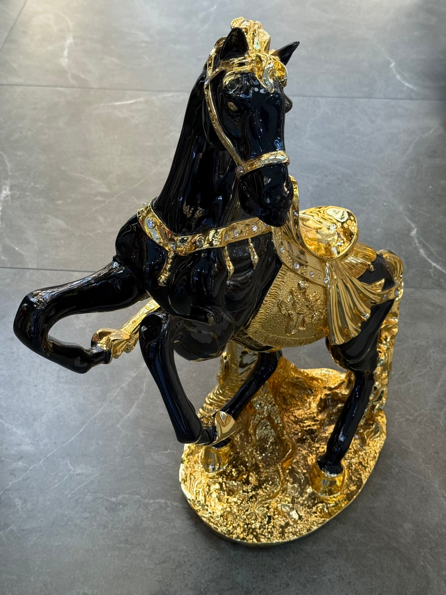 Black & Gold Horse Sculpture – A Symbol of Power, Prestige, and Victory
