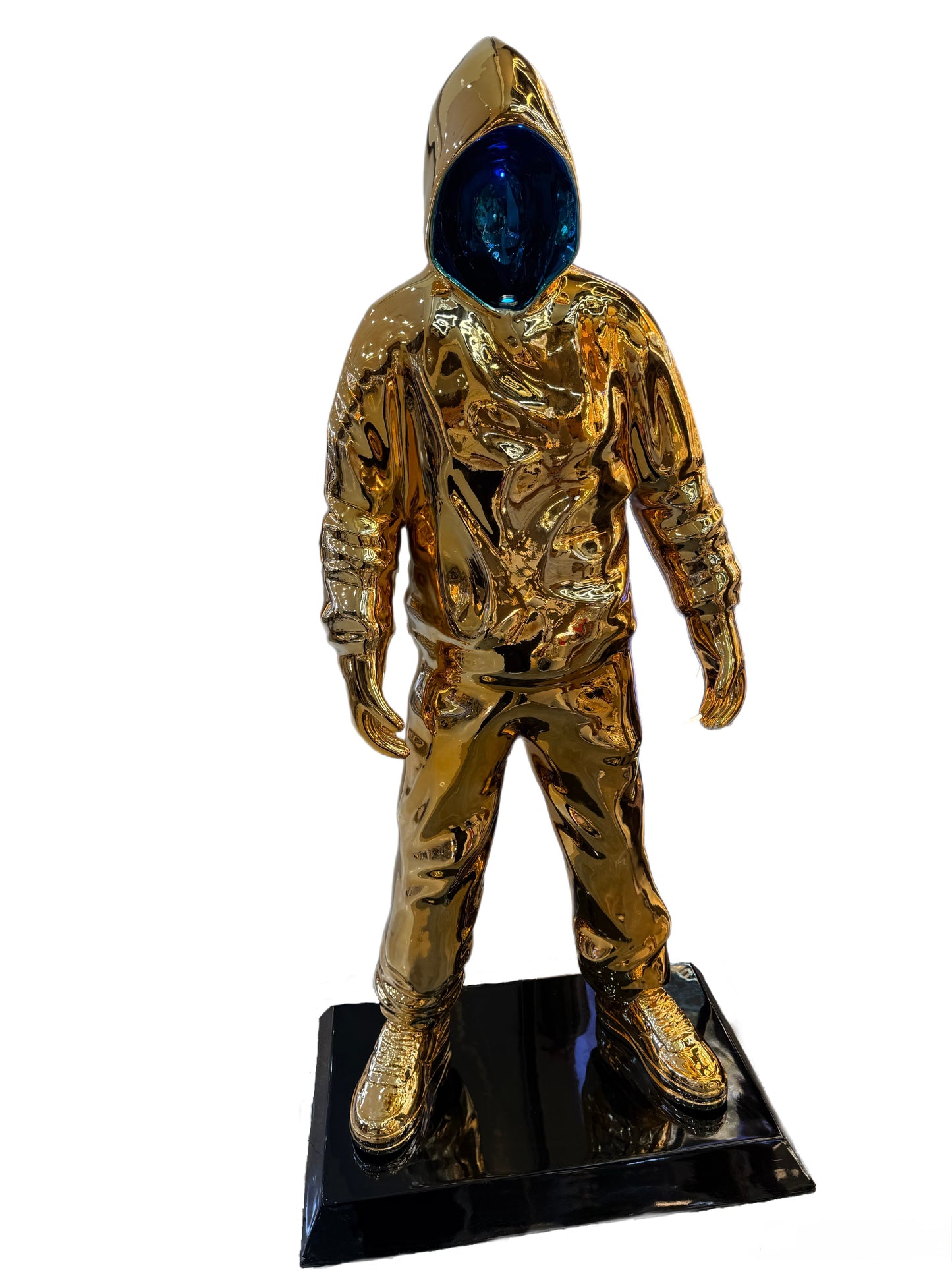 Luxury Astronaut Sculpture – Where Art Meets the Unknown