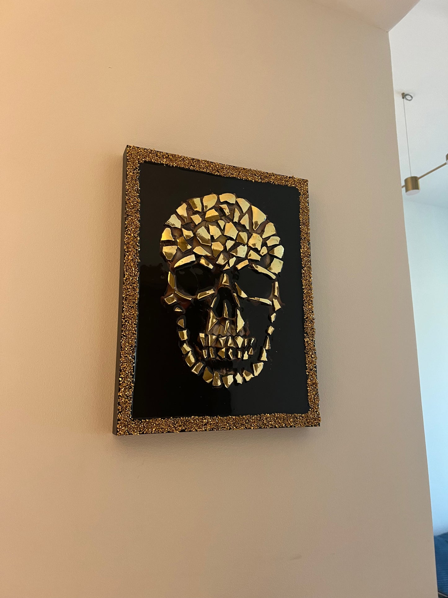 ACE Skull Champagne Gold Broken Bottle art