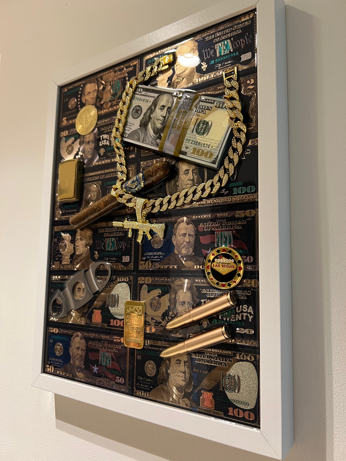 Dollar Frame art white