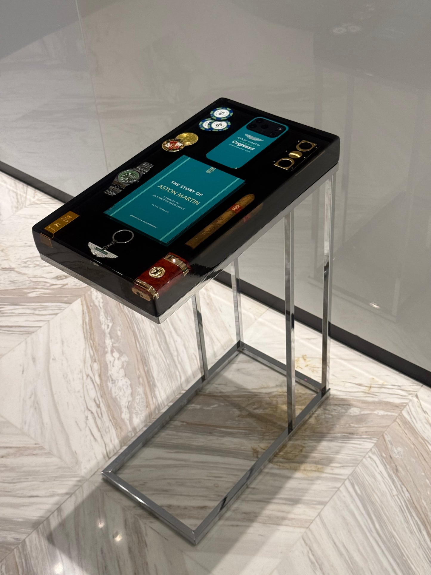 Aston Martin Exclusive Edition no. 1 Square side Table