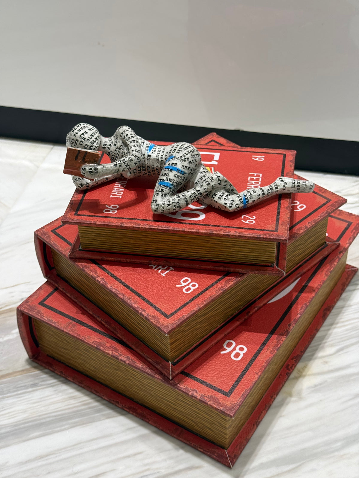Figure with vintage Racing-Inspired Hidden Storage 3-pieces Book set