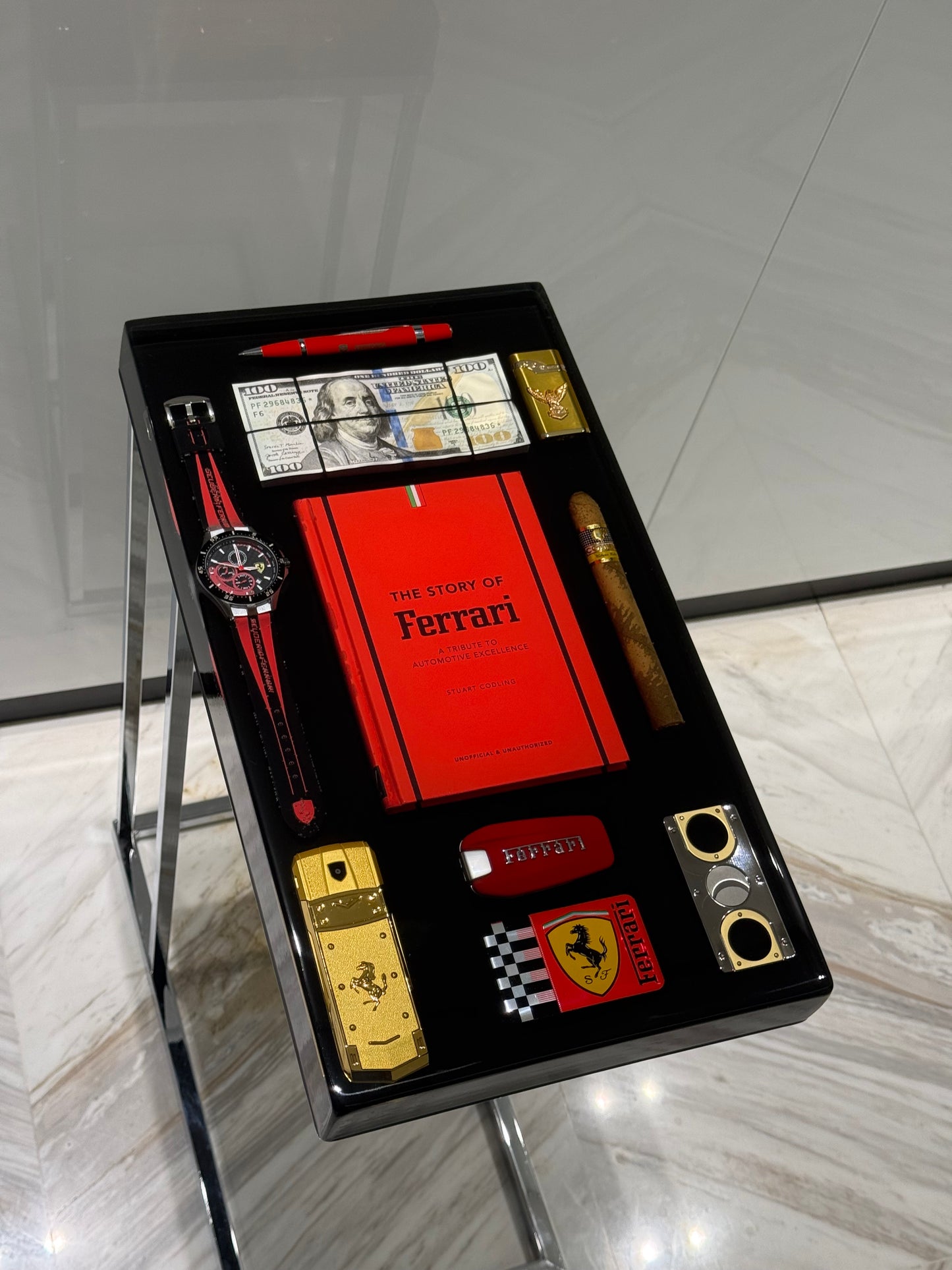 Ferrari-inspired limited edition no 11 - Square Side Table