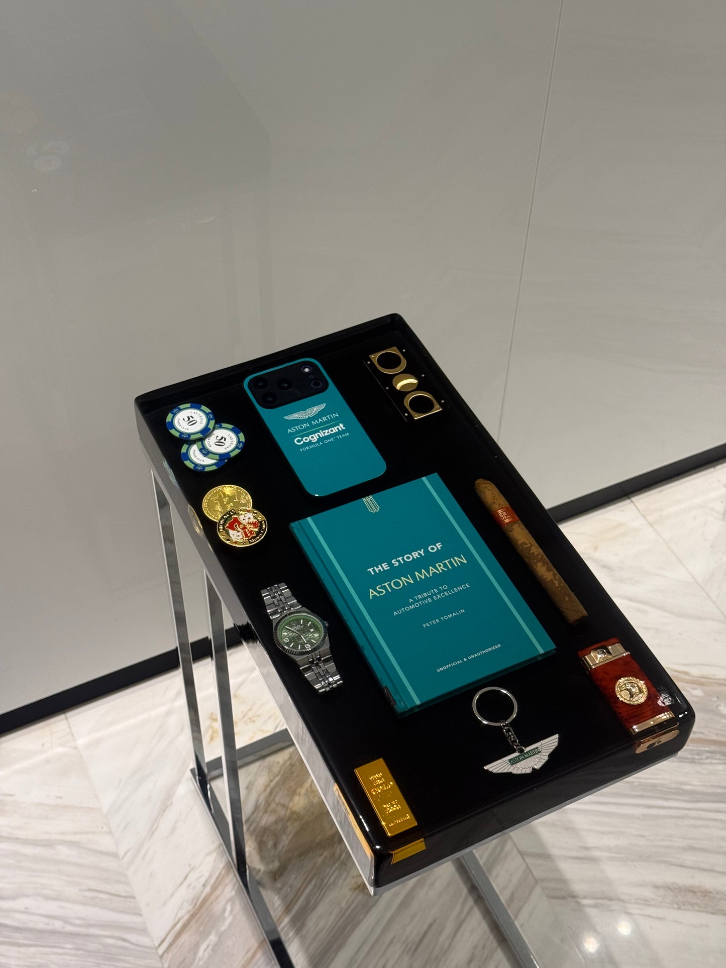 Aston Martin Exclusive Edition no. 1 Square side Table