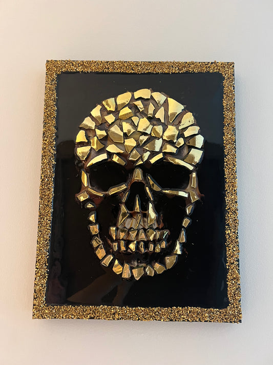 ACE Skull Champagne Gold Broken Bottle art