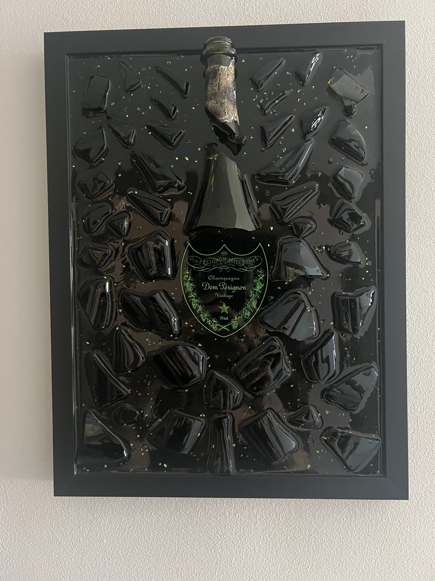 Dom Perignon Champagner zerbrochene Flasche Kunstrahmen