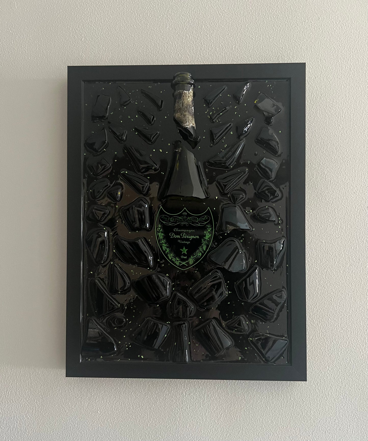 Dom Perignon Champagner zerbrochene Flasche Kunstrahmen