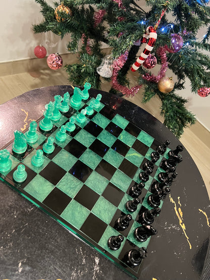 Chess Board Set Game green and black